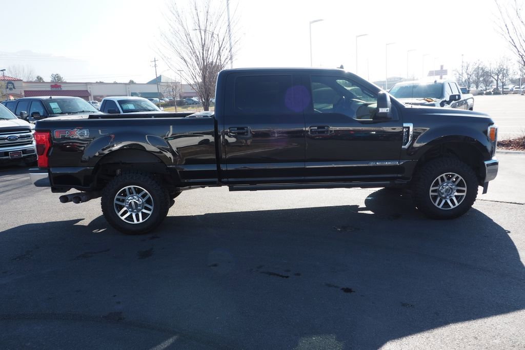 Used 2019 Ford F250 Lariat w/ Lariat Ultimate Package image 4