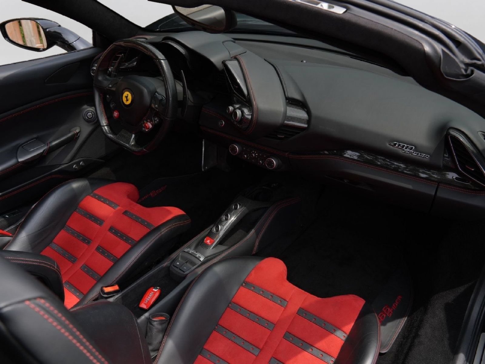 Used 2019 Ferrari 488 Spider RWD image 38