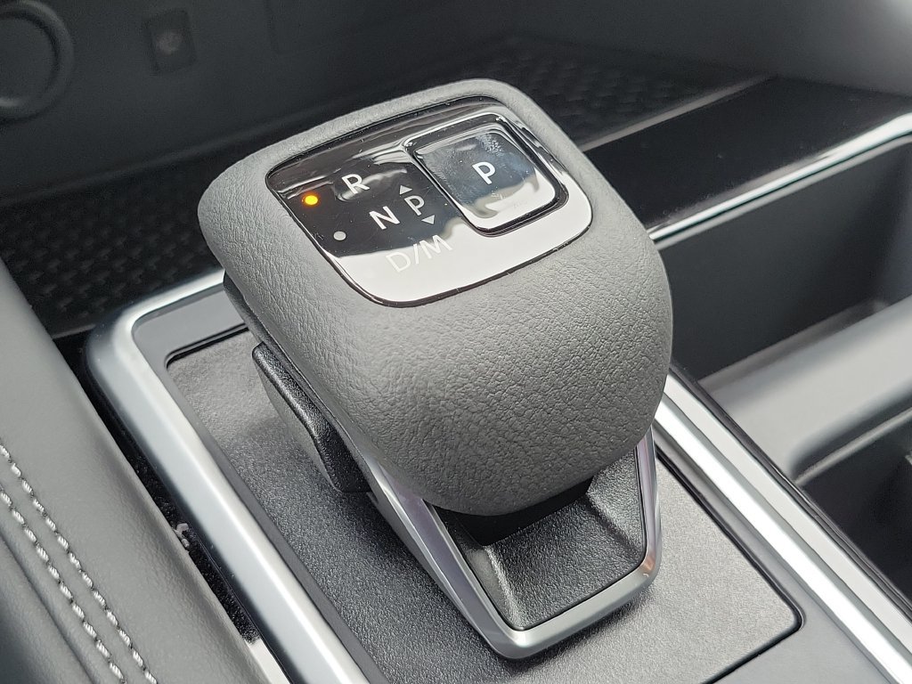 New 2026 Nissan Pathfinder Platinum AWD/4WD image 36