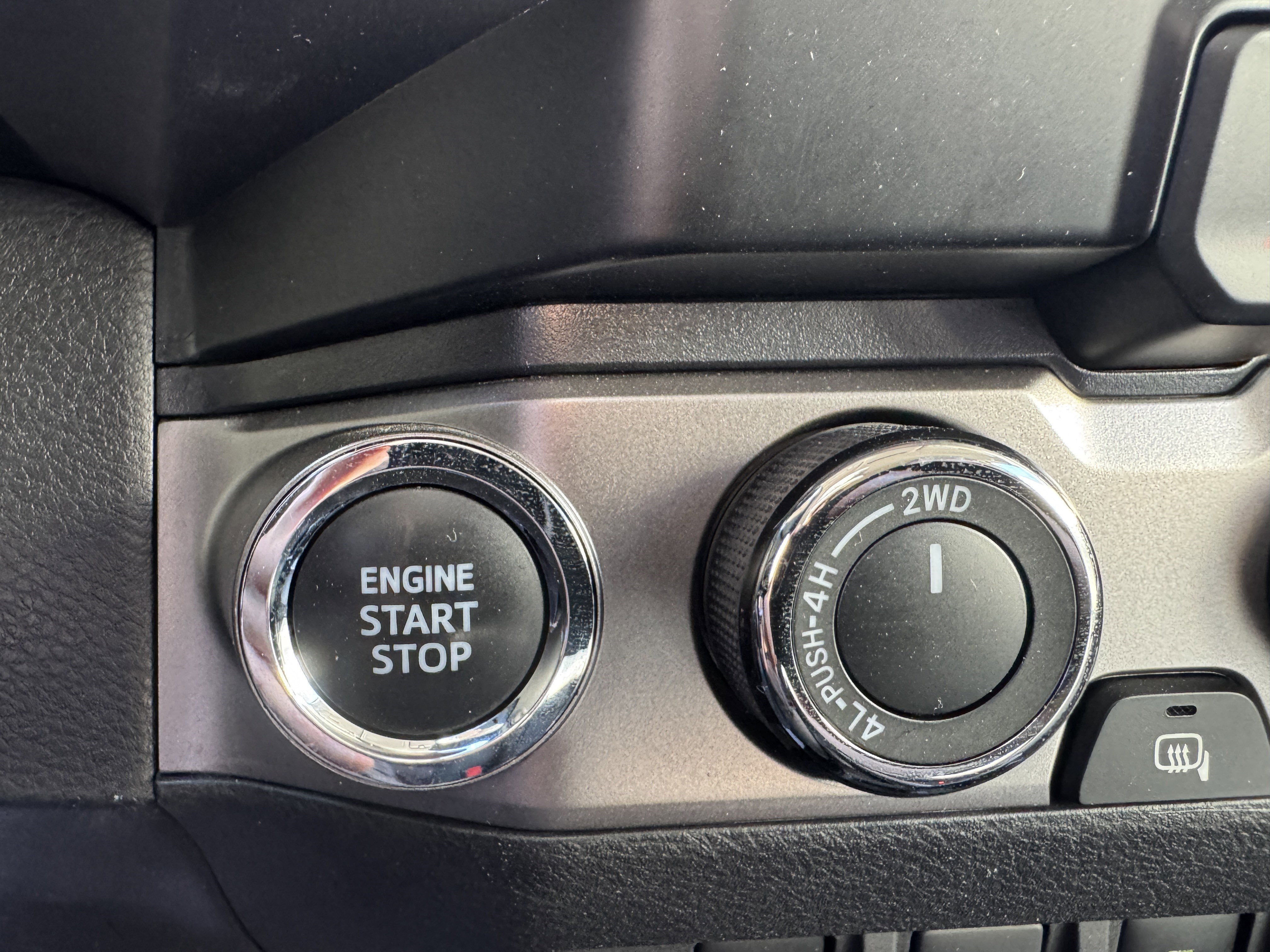 Certified 2023 Toyota Tacoma SR5 image 27