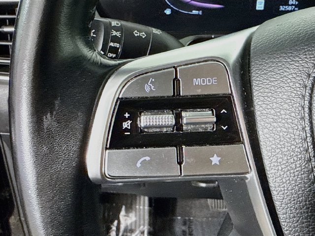 Used 2025 Kia Telluride S FWD image 13