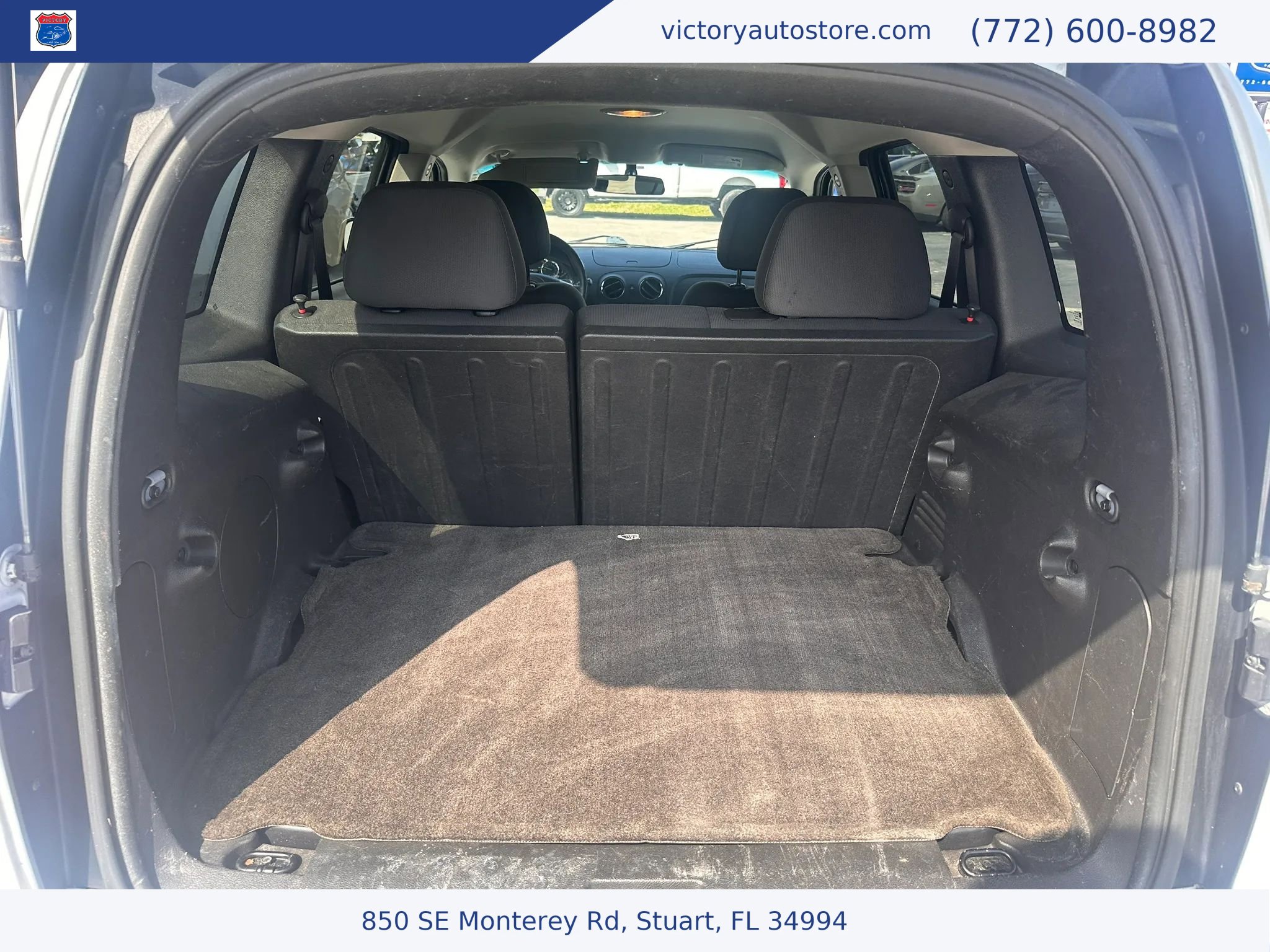 Used 2011 Chevrolet HHR LT FWD image 10