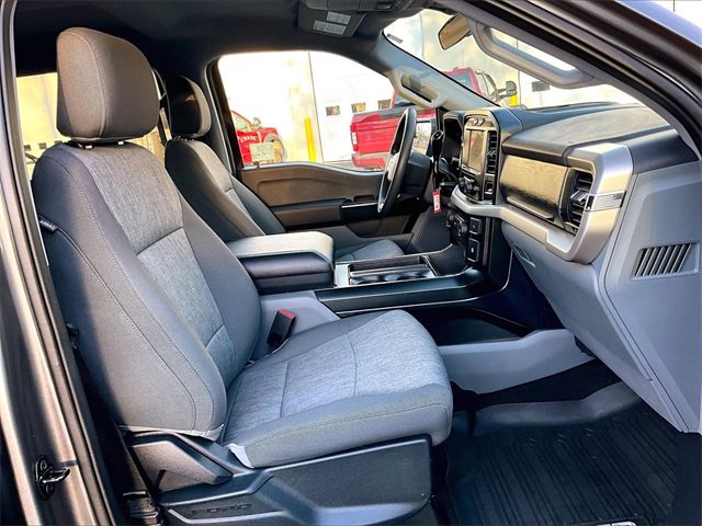 Used 2021 Ford F150 XL w/ Trailer Tow Package image 7