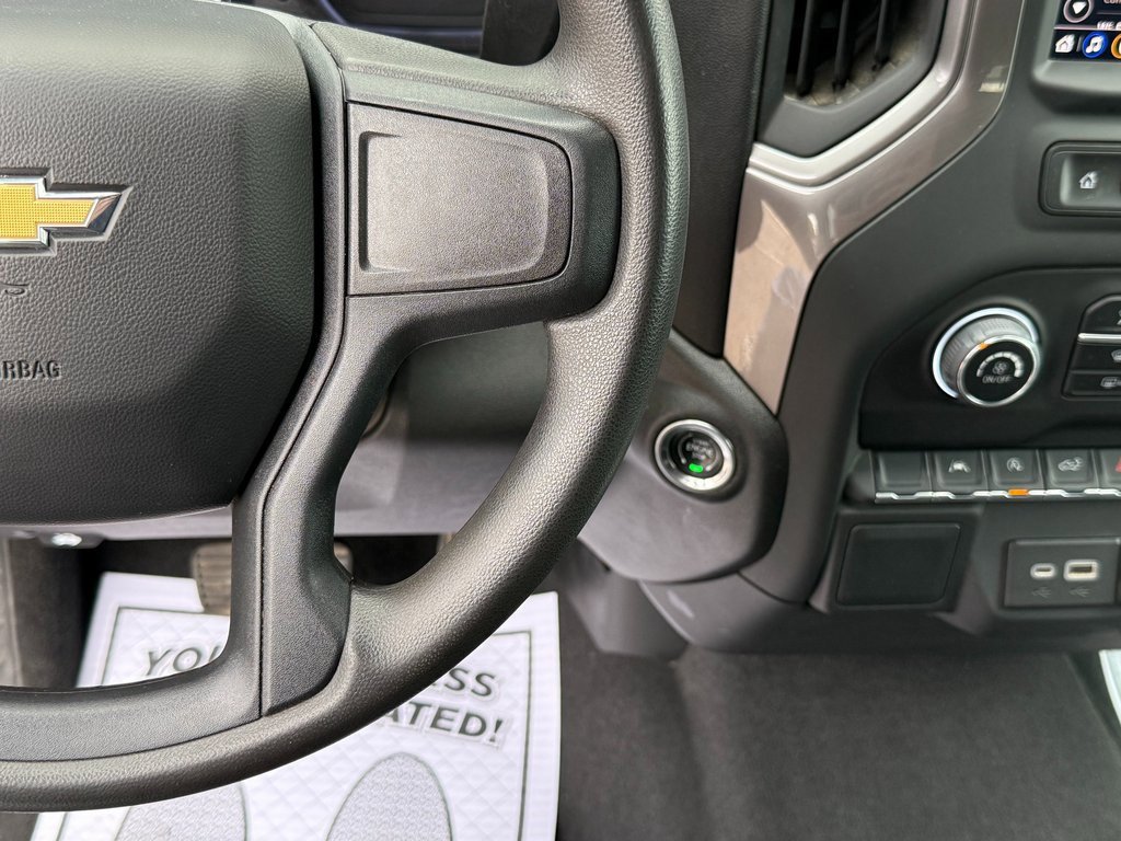 Used 2024 Chevrolet Silverado 1500 Custom image 12