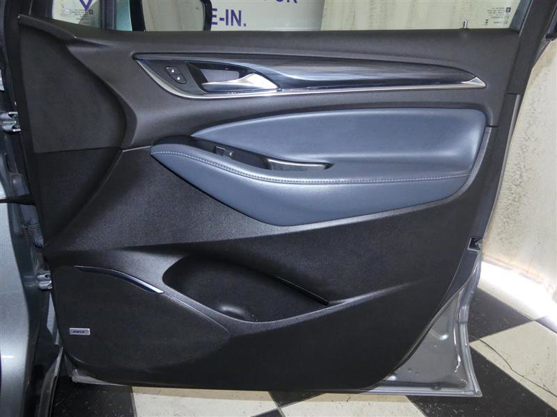 Used 2024 Buick Enclave Premium AWD/4WD image 28