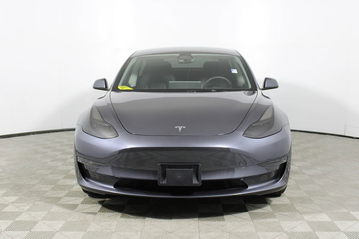 Used 2023 Tesla Model 3 Standard Range image 2