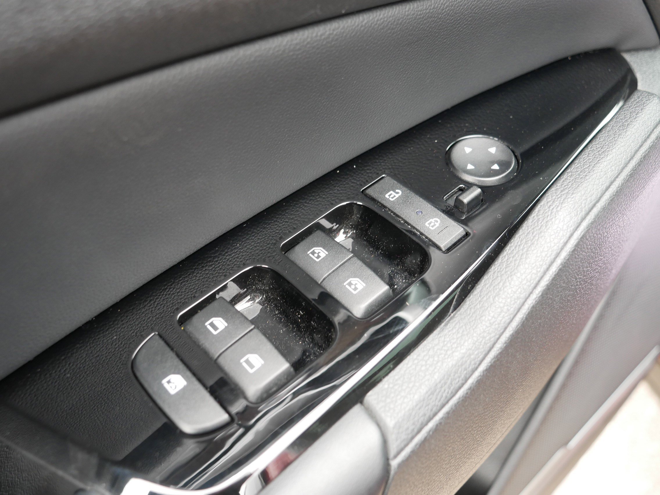 Certified 2023 Kia Sportage X-Line w/ X-Line Premium Package image 19