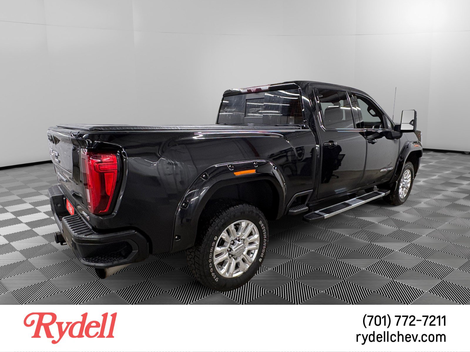 Used 2020 GMC Sierra 3500 AT4 w/ AT4 Premium Package AWD/4WD image 5