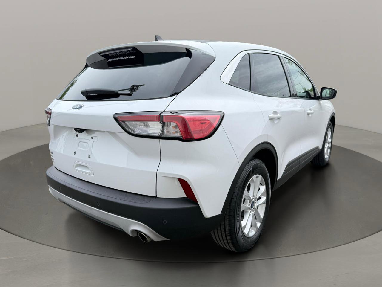 Used 2021 Ford Escape SE FWD image 7