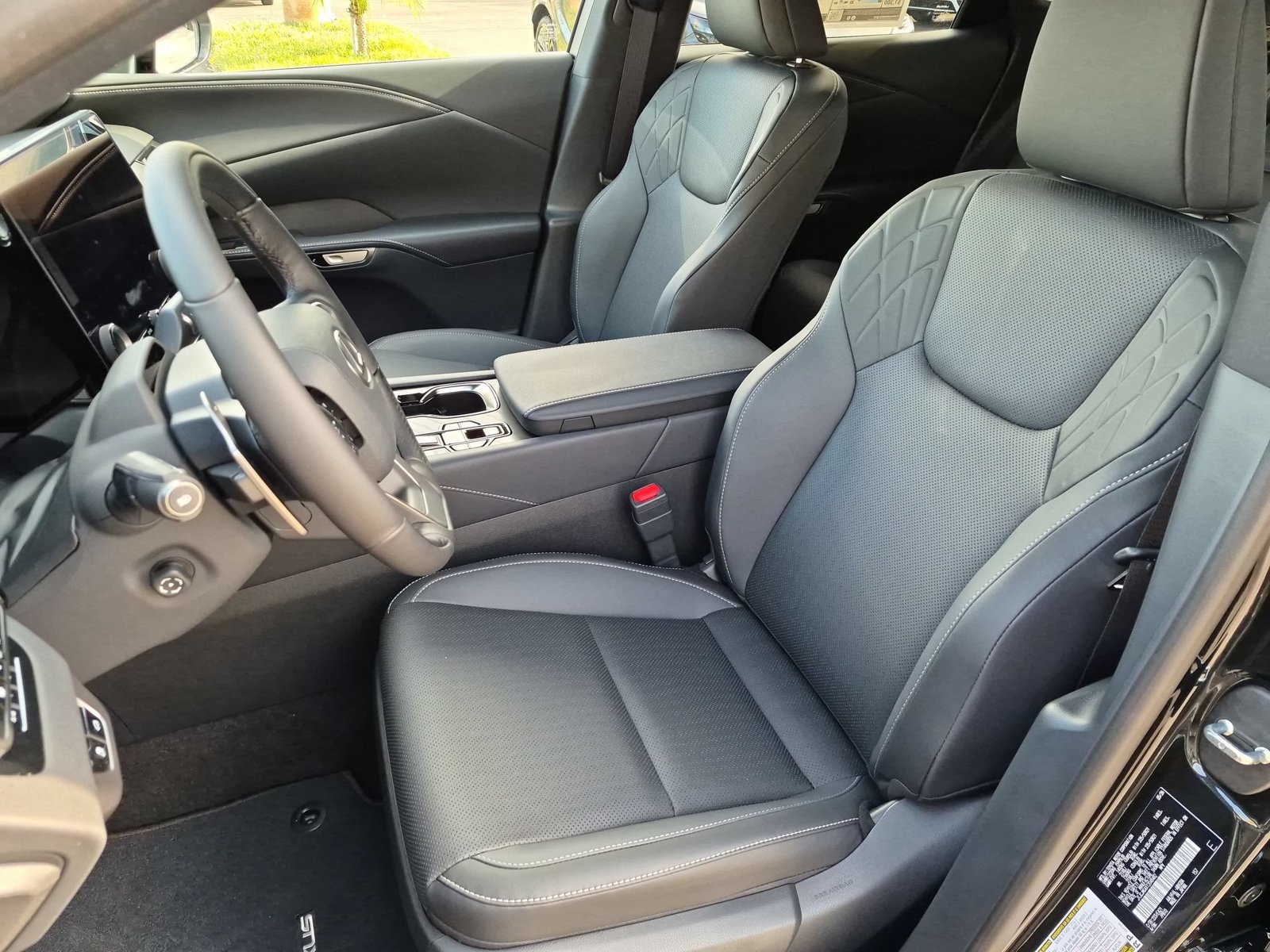 New 2026 Lexus RX 450h AWD image 11