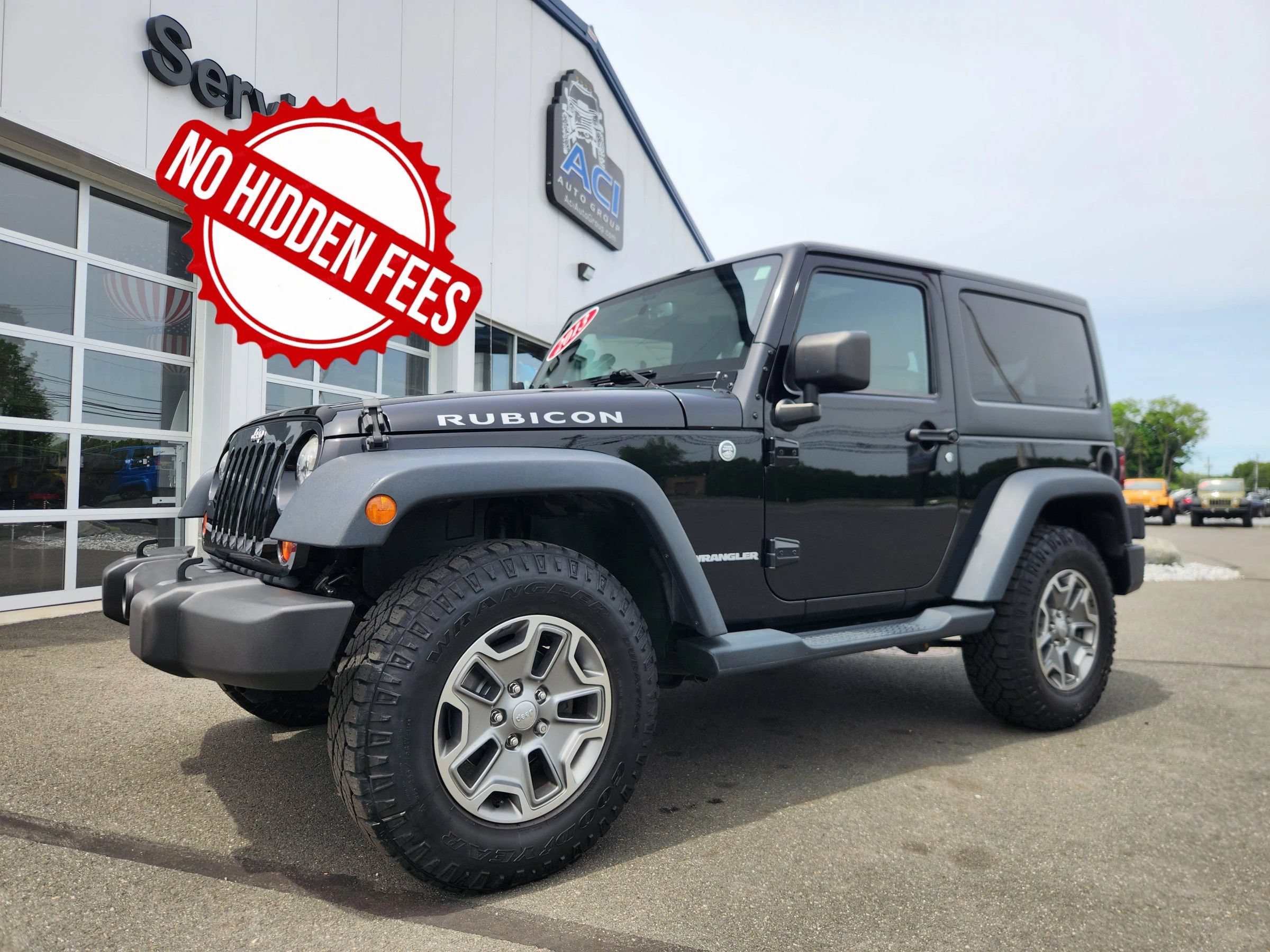 Used 2013 Jeep Wrangler Rubicon w/ Dual Top Group AWD/4WD image 2