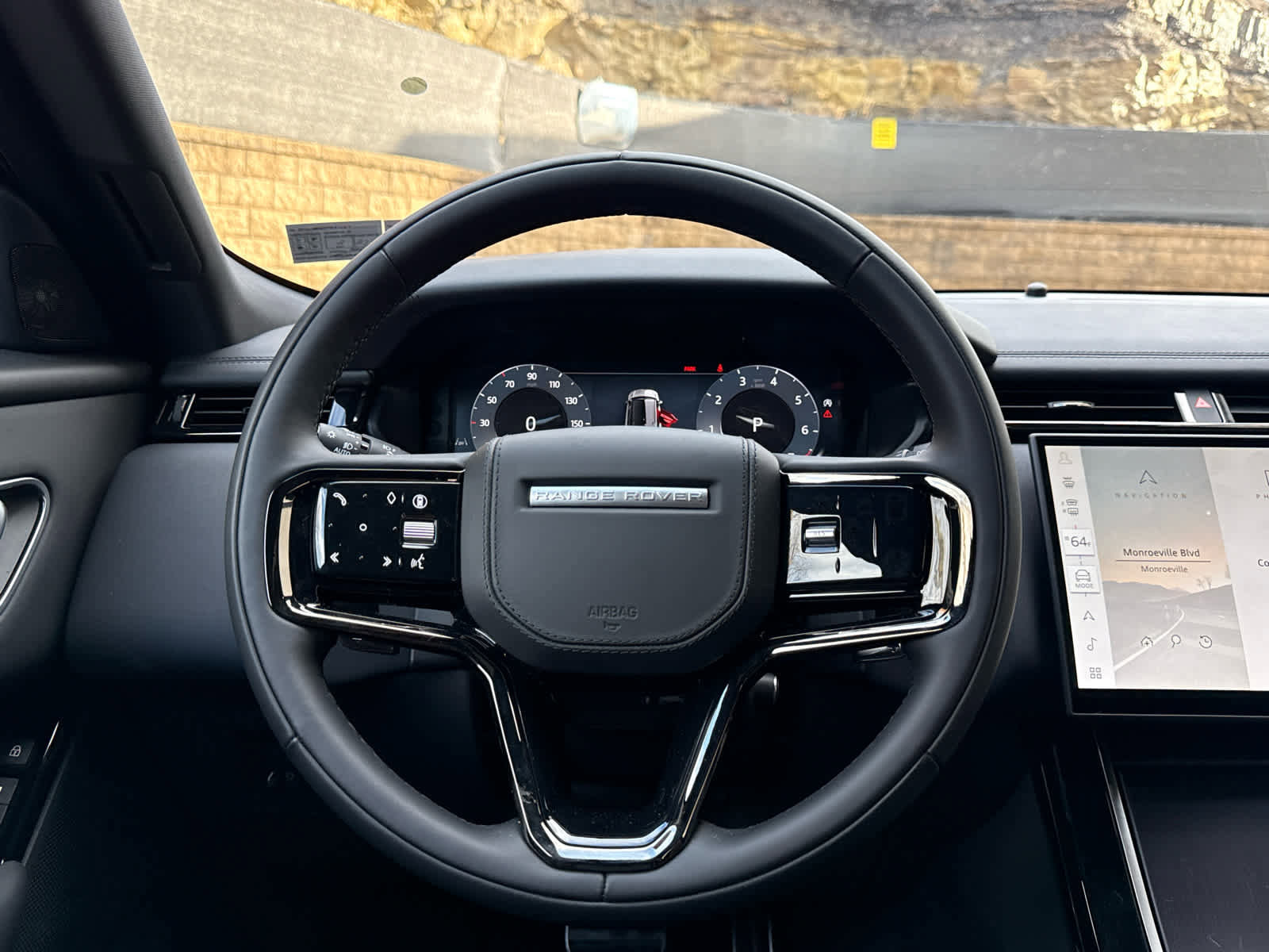 New 2026 Land Rover Range Rover Velar Dynamic SE AWD/4WD image 12
