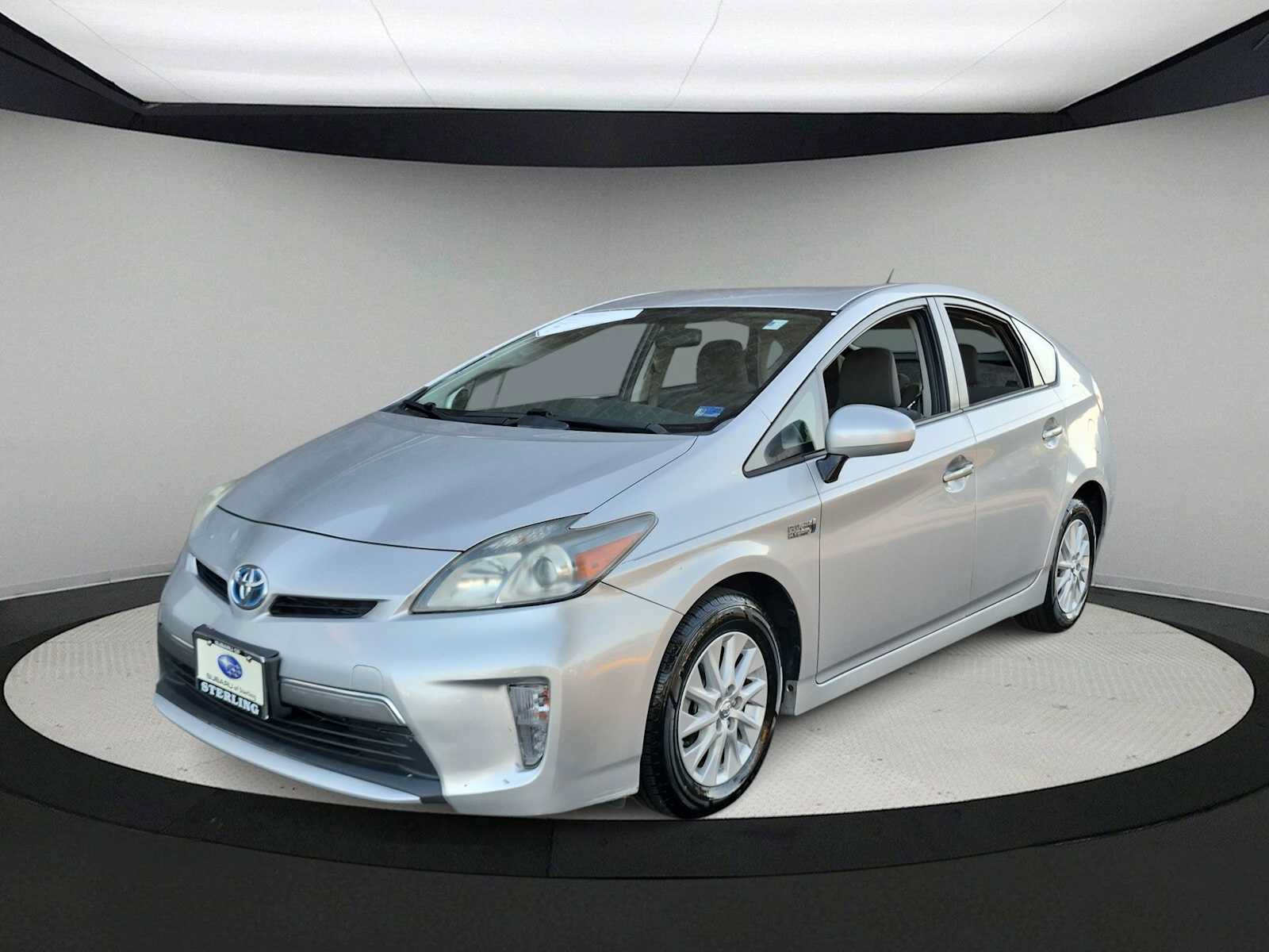 Used 2013 Toyota Prius Prime Plug-In Hybrid FWD image 4