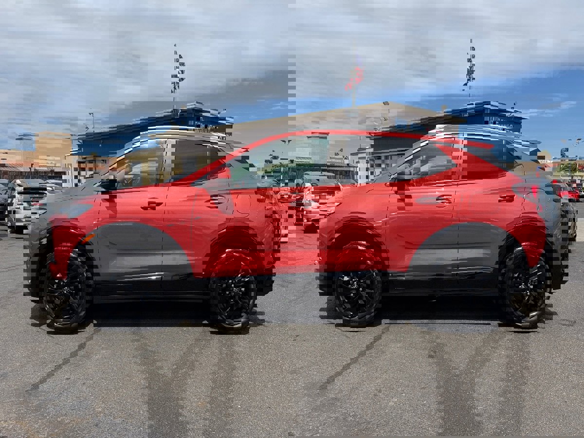 Used 2024 Buick Encore GX Sport Touring w/ Comfort Package image 7