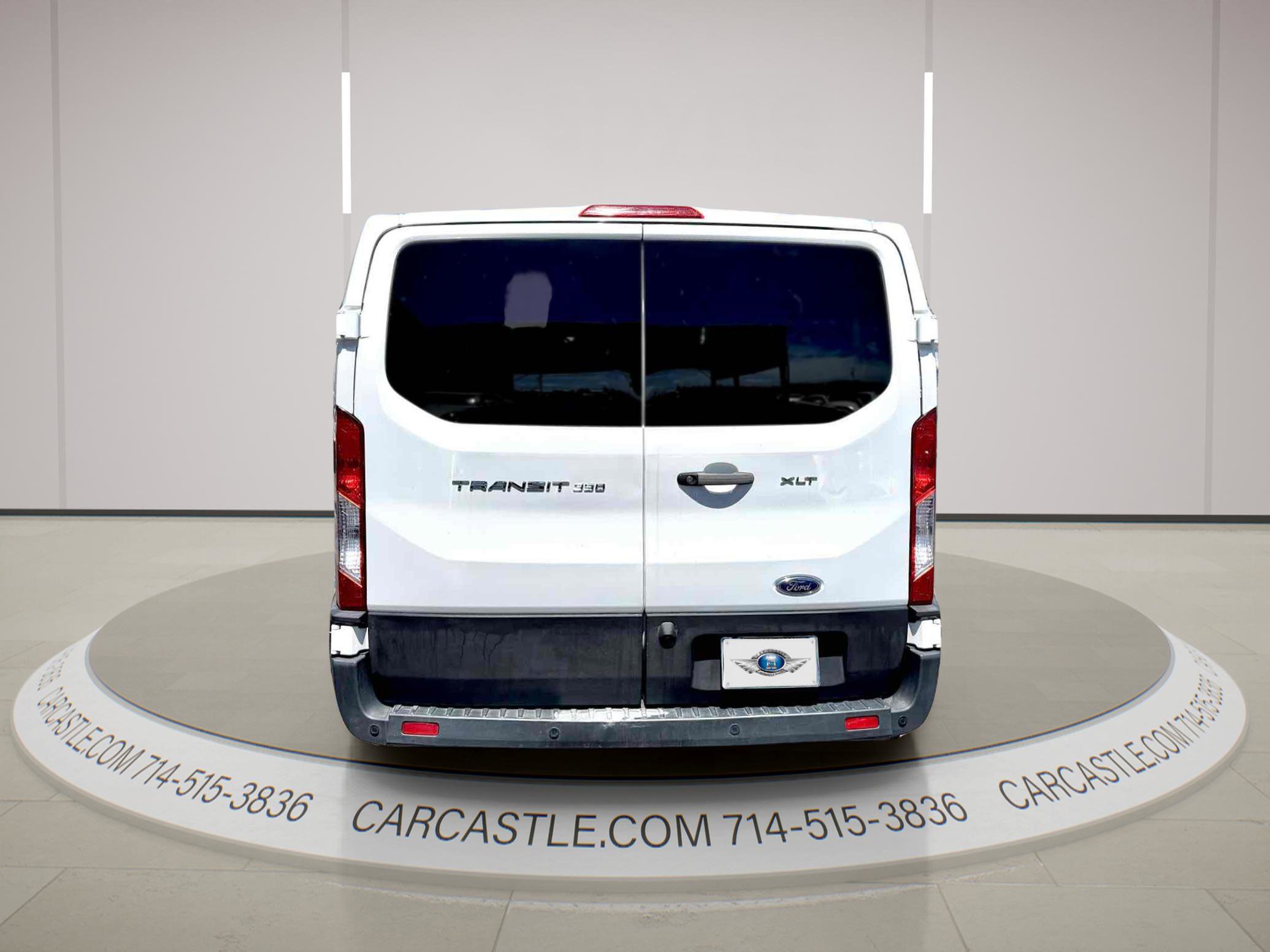 Used 2021 Ford Transit 350 XLT RWD image 4