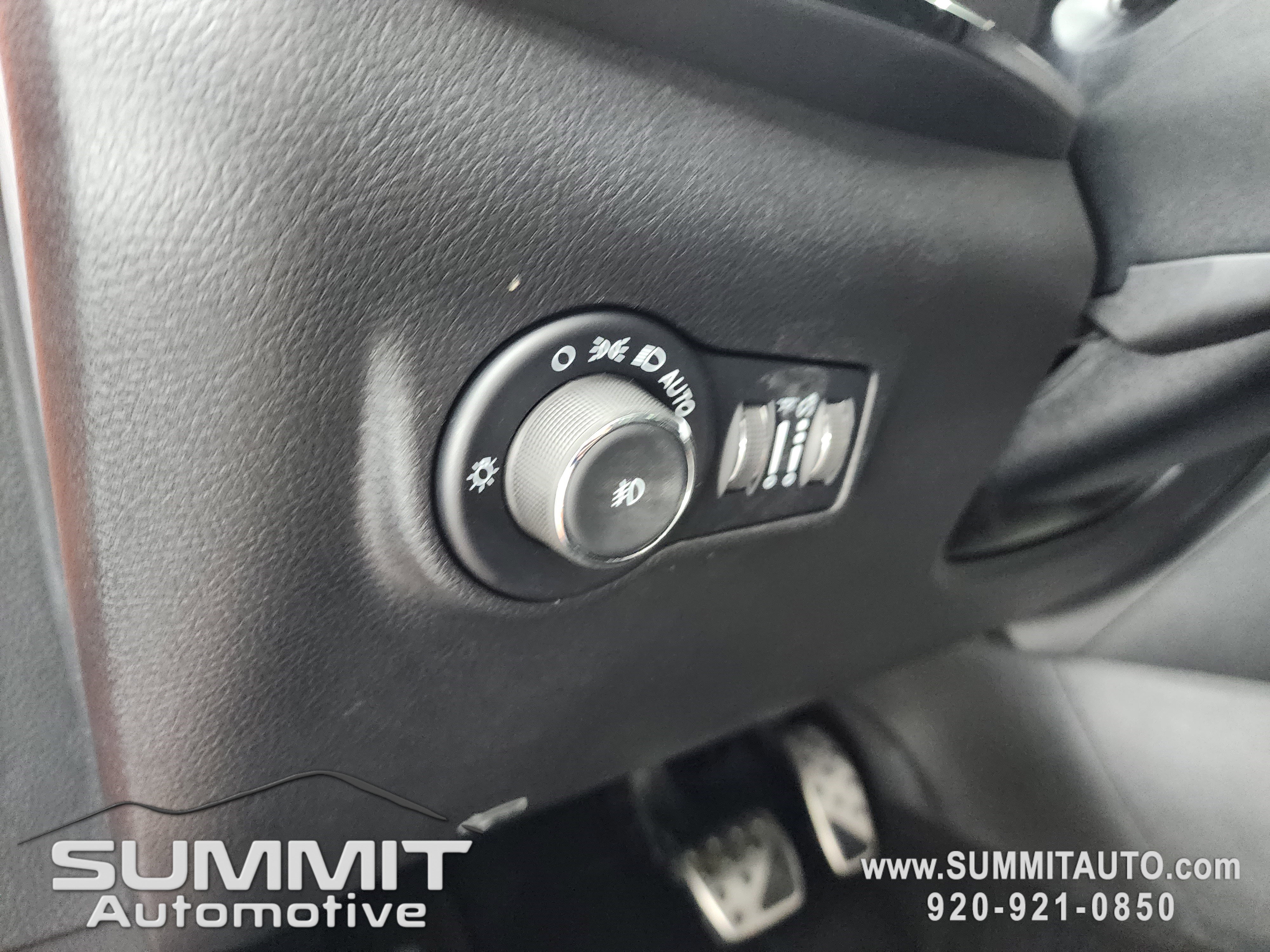 New 2026 Jeep Compass Latitude image 39