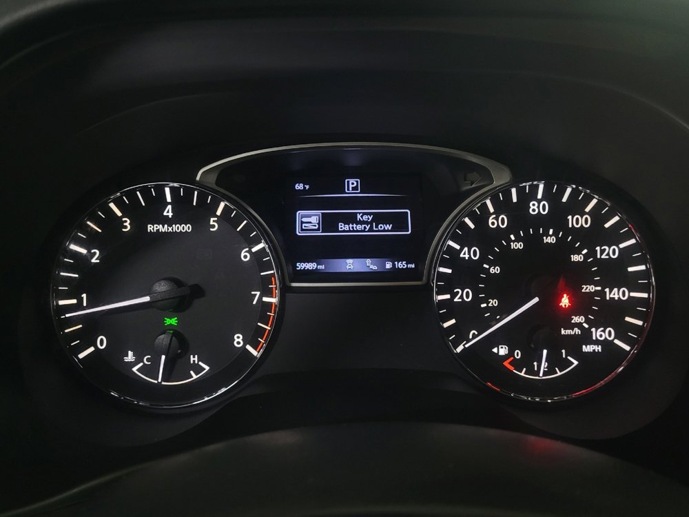 Used 2019 Nissan Pathfinder Platinum image 23