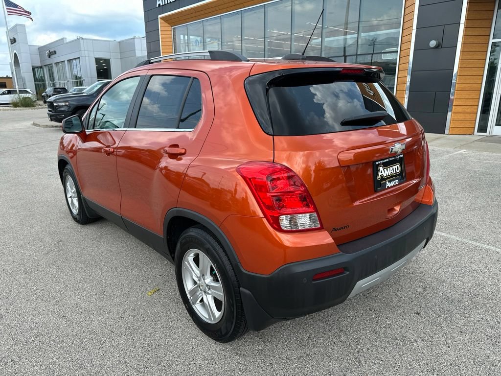 Used 2015 Chevrolet Trax LT w/ LT Sun and Sound Package FWD image 8