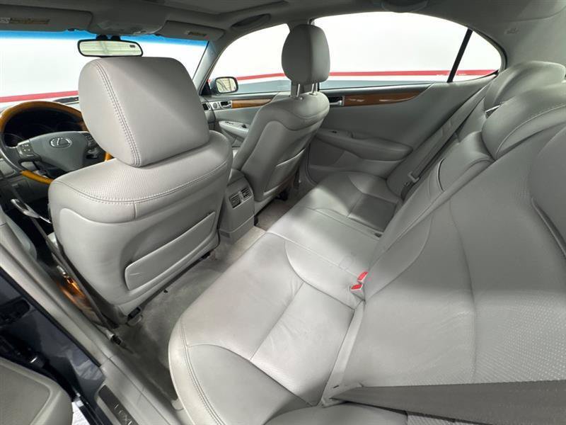 Used 2005 Lexus ES 330 FWD image 12