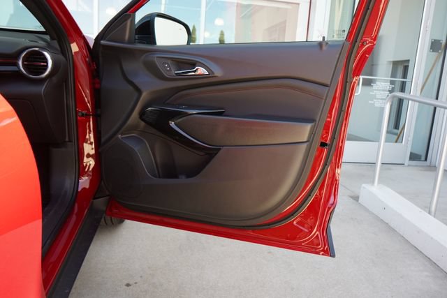 New 2026 Chevrolet Trax RS w/ Driver Confidence Package FWD image 16