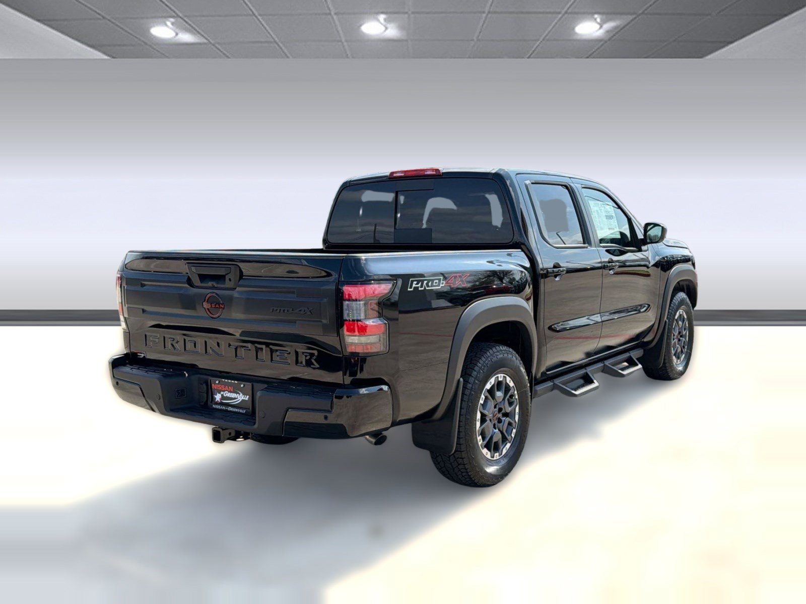 New 2026 Nissan Frontier PRO-4X w/ Tow Package AWD/4WD image 9