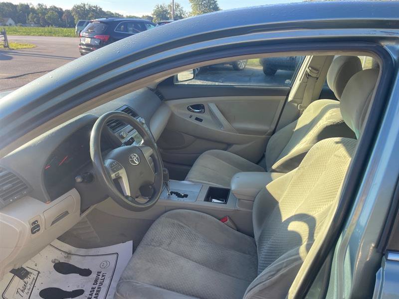 Used 2009 Toyota Camry LE FWD image 9