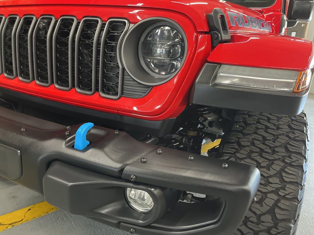 Used 2024 Jeep Wrangler Unlimited Rubicon 4xe AWD/4WD image 65
