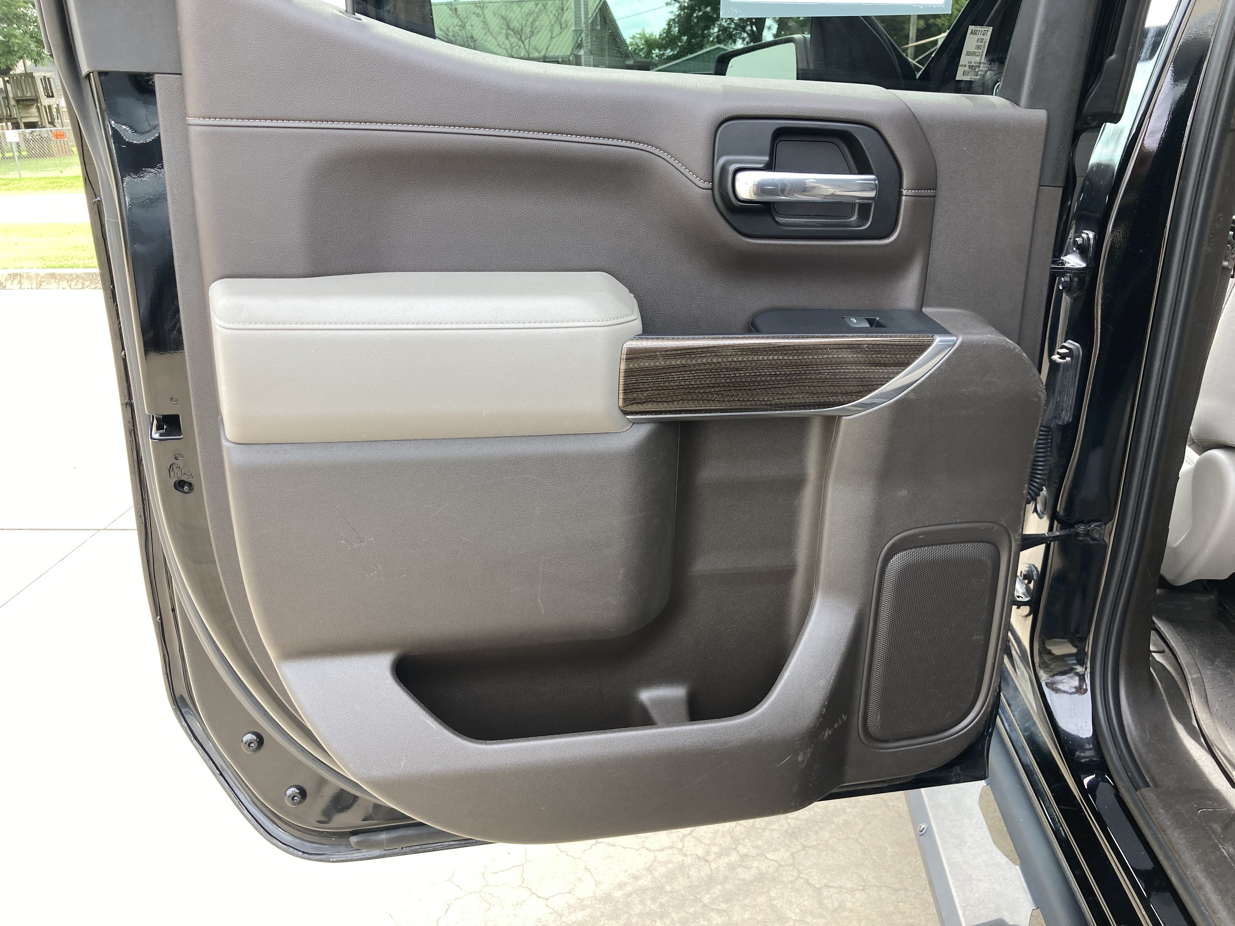 Certified 2019 Chevrolet Silverado 1500 LT Trail Boss w/ Convenience Package AWD/4WD image 15