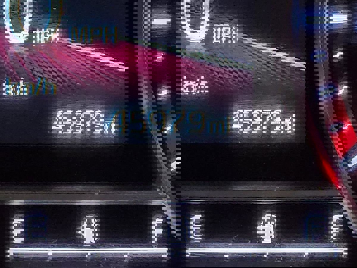 Used 2023 Kia Sorento LX image 38