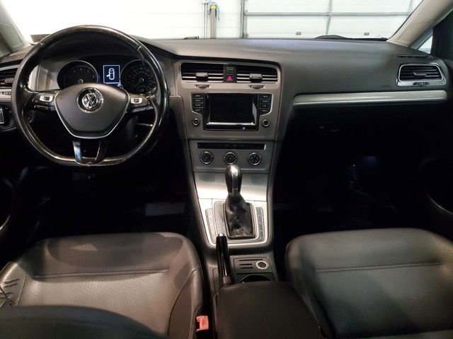 Used 2015 Volkswagen Golf S w/ Lighting Package image 13