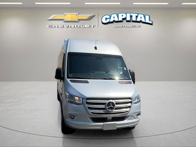 Used 2021 Mercedes-Benz Sprinter 2500 image 9