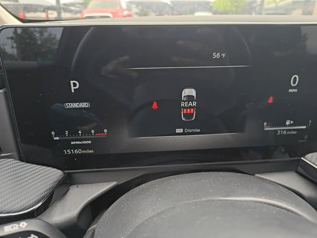 Used 2025 Nissan Kicks SR AWD/4WD image 12