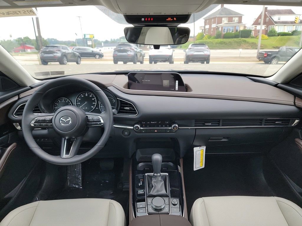 New 2025 MAZDA CX-30 AWD 2.5 S w/ Premium Package image 17