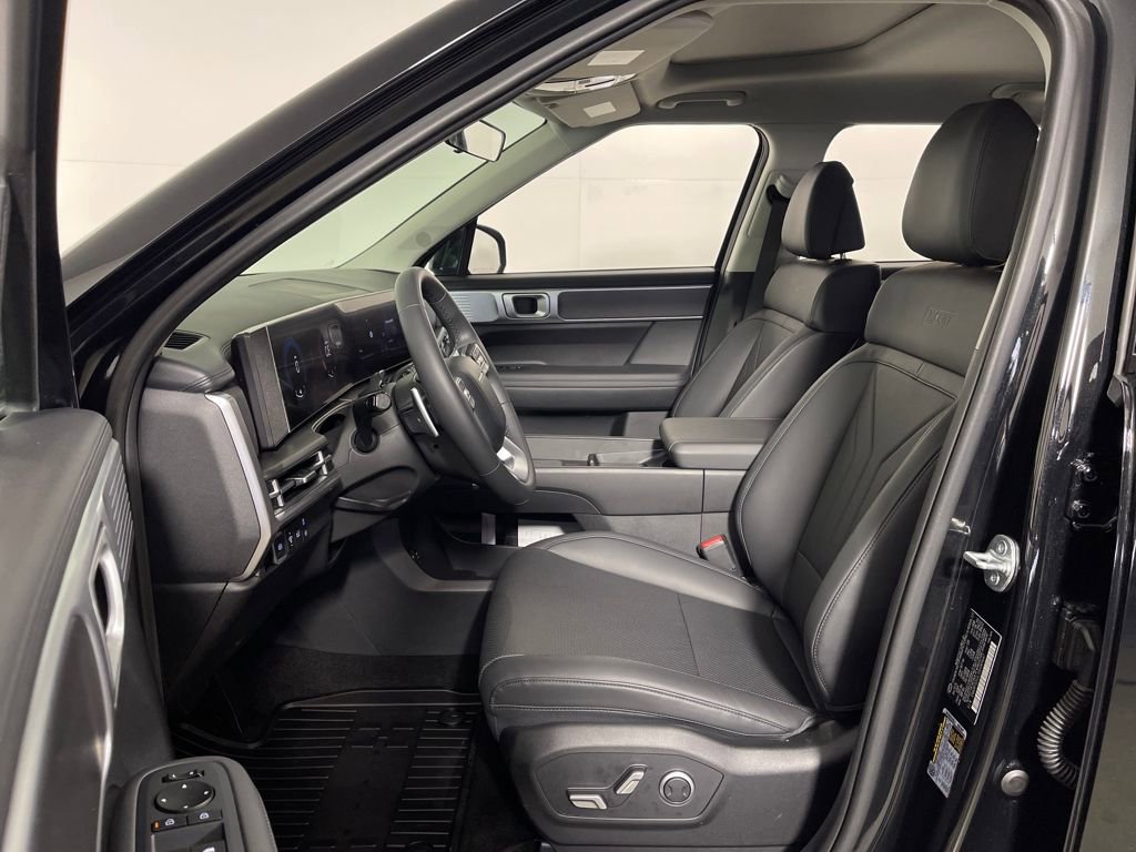 Used 2025 Hyundai Santa Fe XRT AWD/4WD image 12