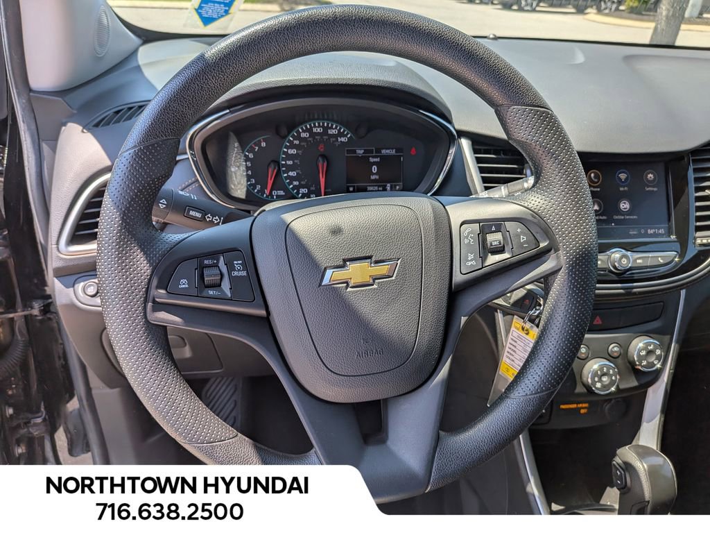 Used 2020 Chevrolet Trax LS w/ Tint and Cruise Package FWD image 5