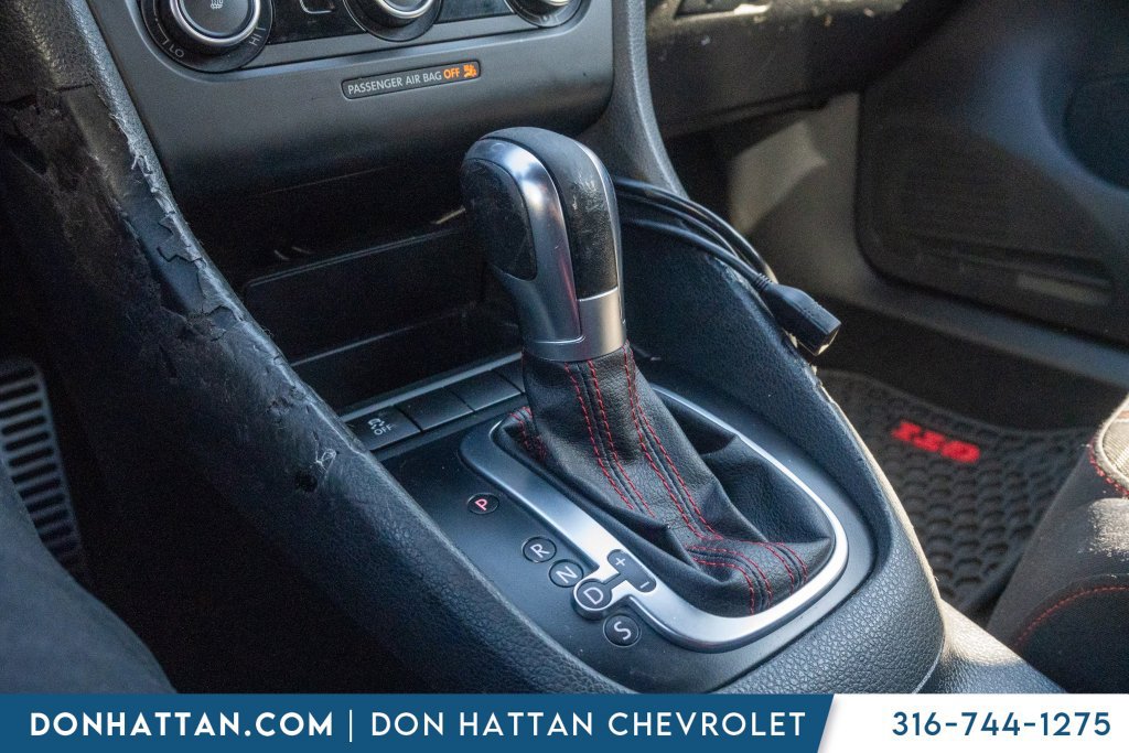 Used 2011 Volkswagen GTI 2-Door FWD image 9