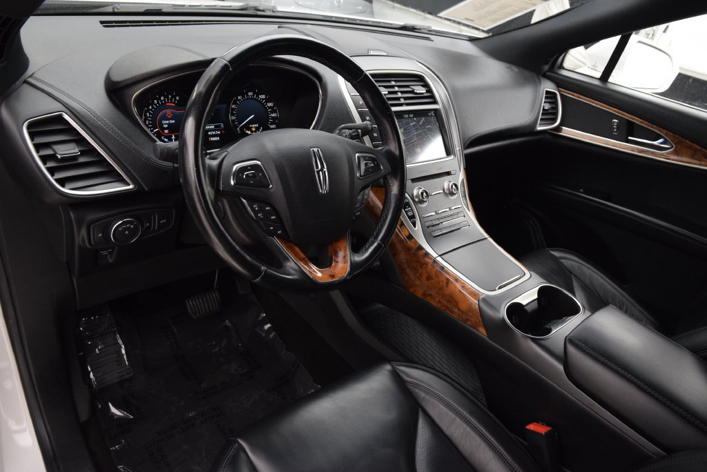 Used 2018 Lincoln MKX Select w/ Select Plus Package FWD image 20