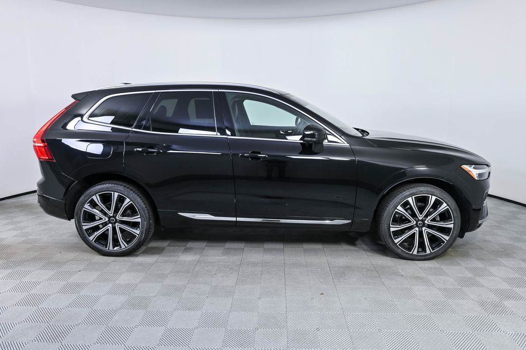 Certified 2023 Volvo XC60 B5 Ultimate w/ Climate Package FWD image 29