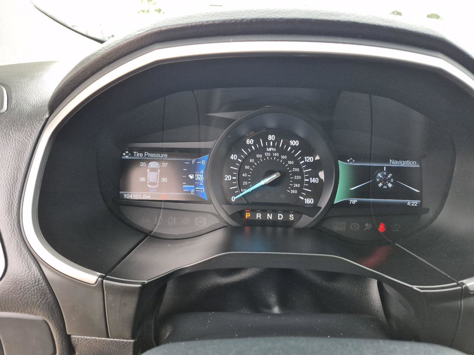 Used 2015 Ford Edge SEL w/ Equipment Group 201A FWD image 4