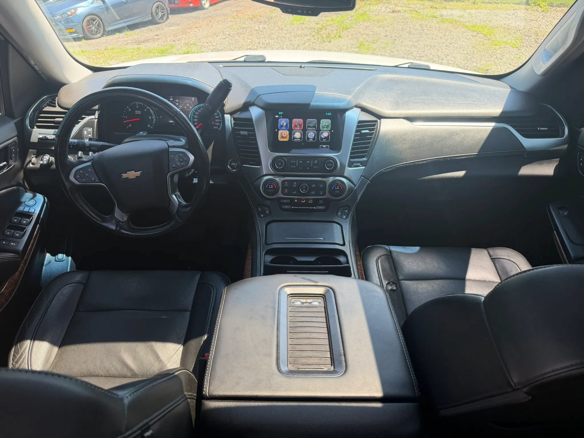 Used 2019 Chevrolet Tahoe Premier AWD/4WD image 32