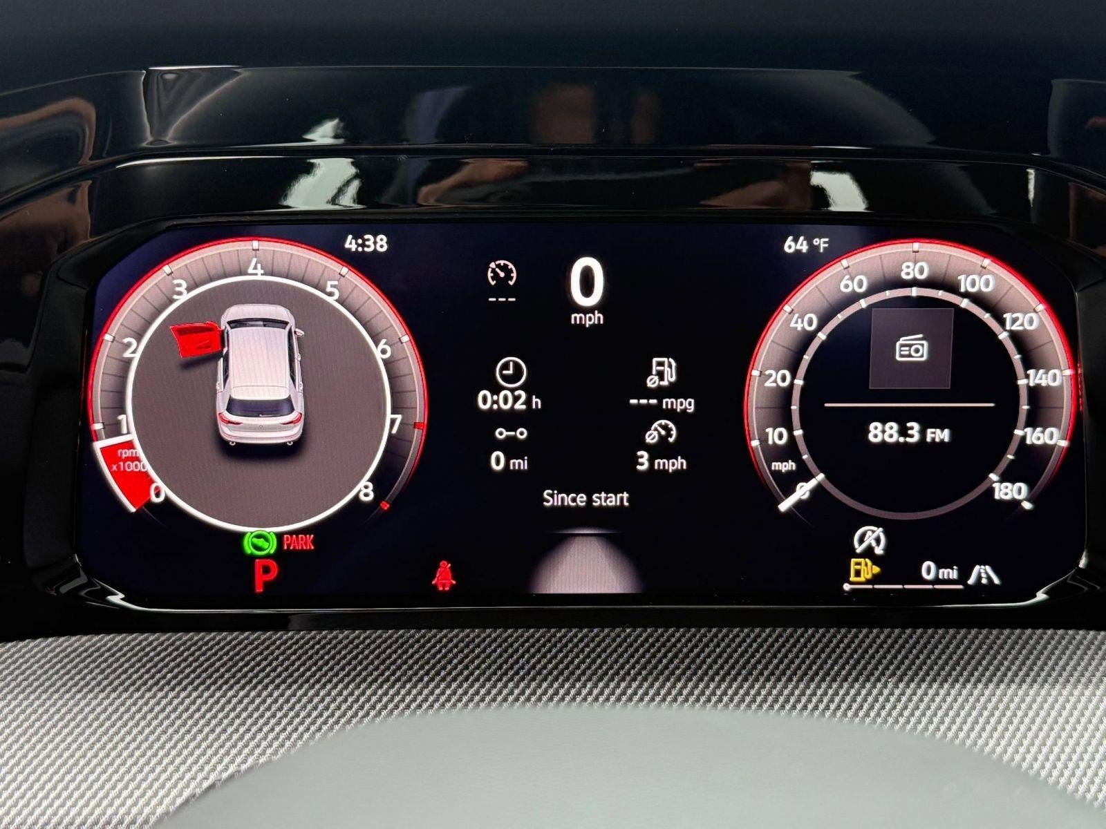 New 2026 Volkswagen Golf SE FWD image 18