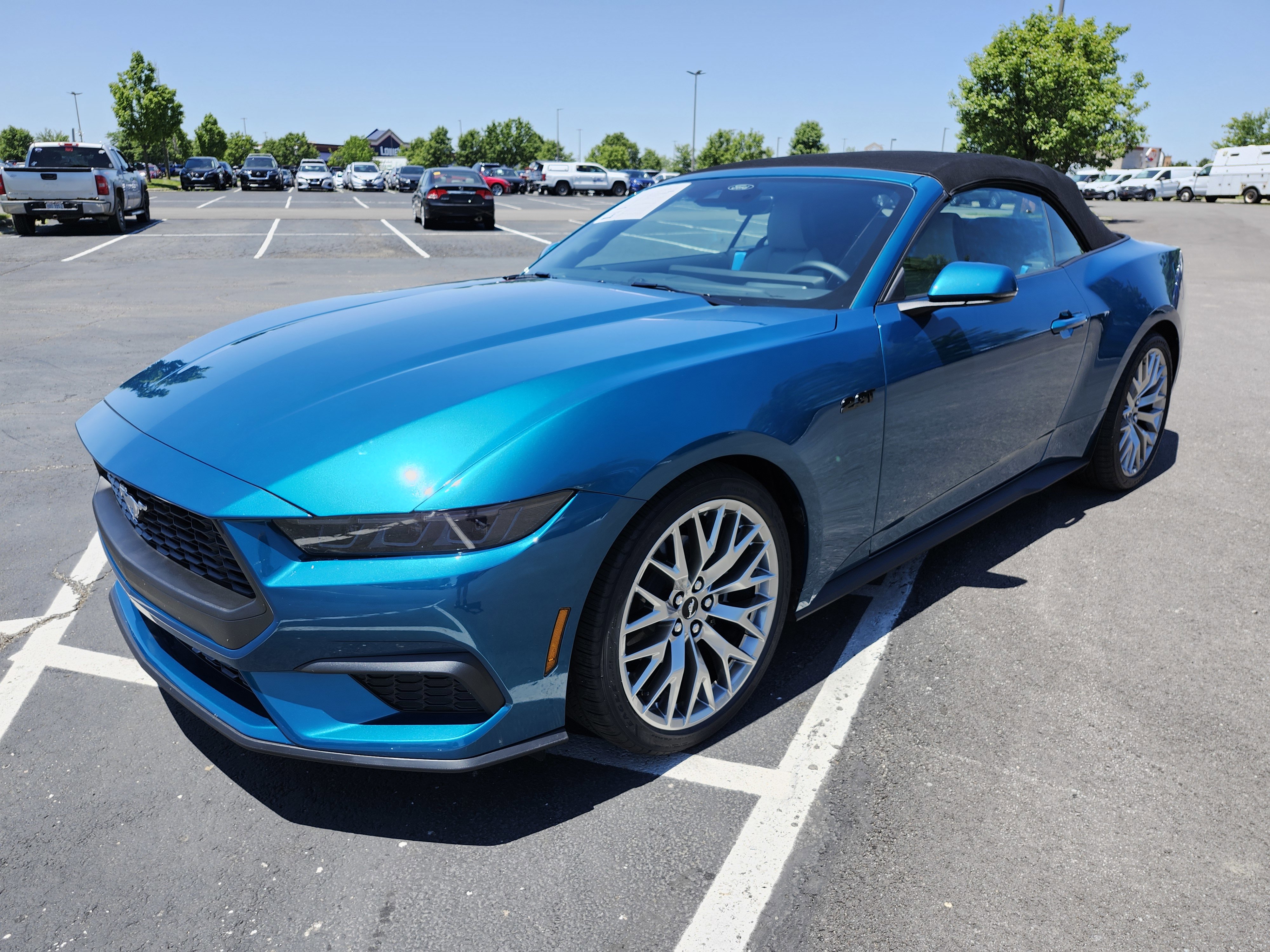 Used 2026 Ford Mustang Premium RWD image 16