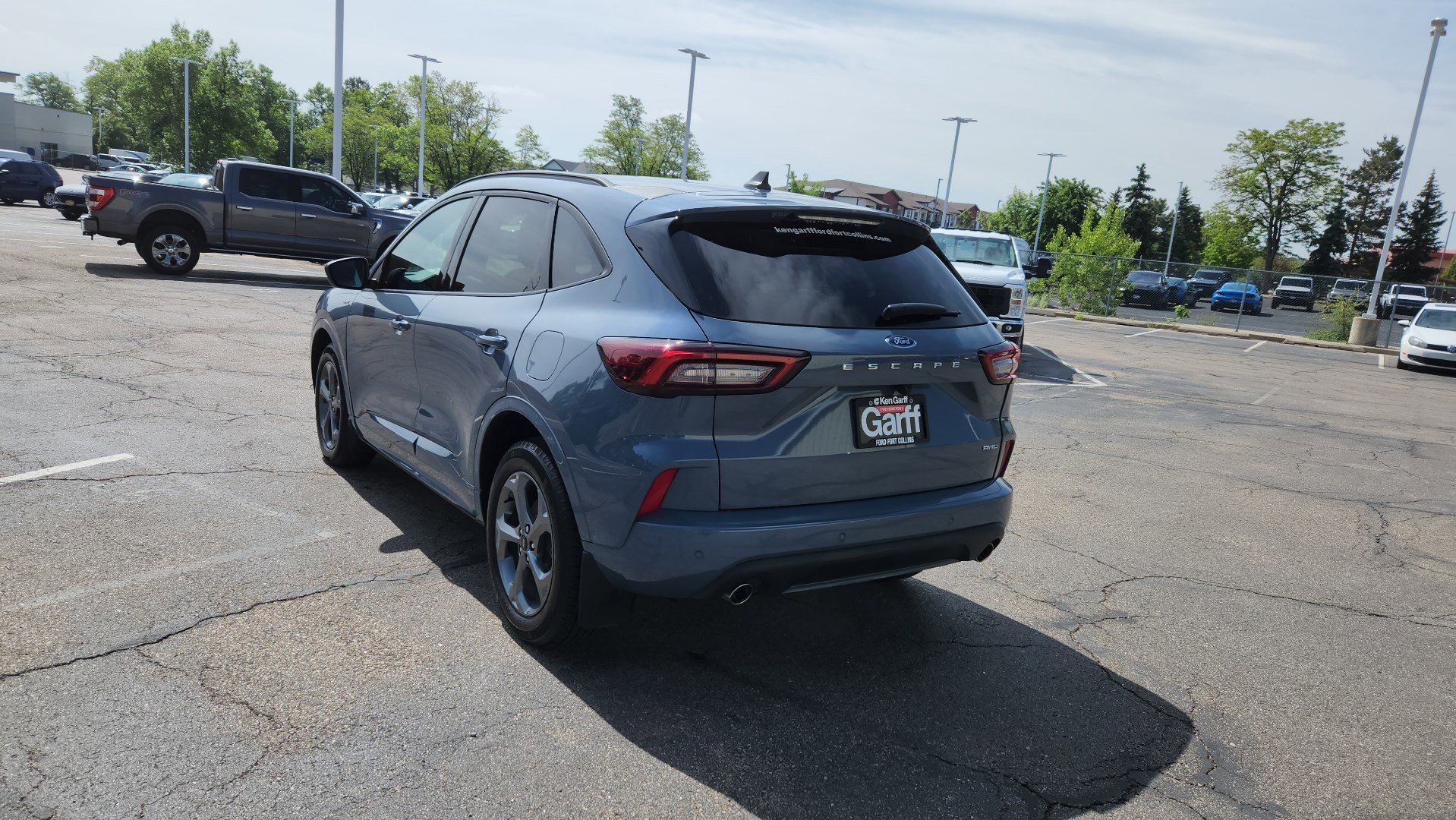 Used 2024 Ford Escape ST-Line w/ Tech Pack #1 AWD/4WD image 10