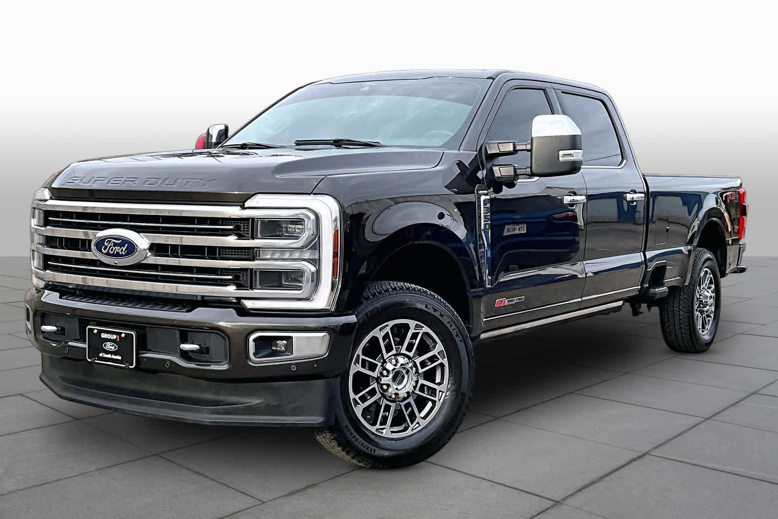 Used 2024 Ford F350 Limited w/ FX4 Off-Road Package AWD/4WD image 37