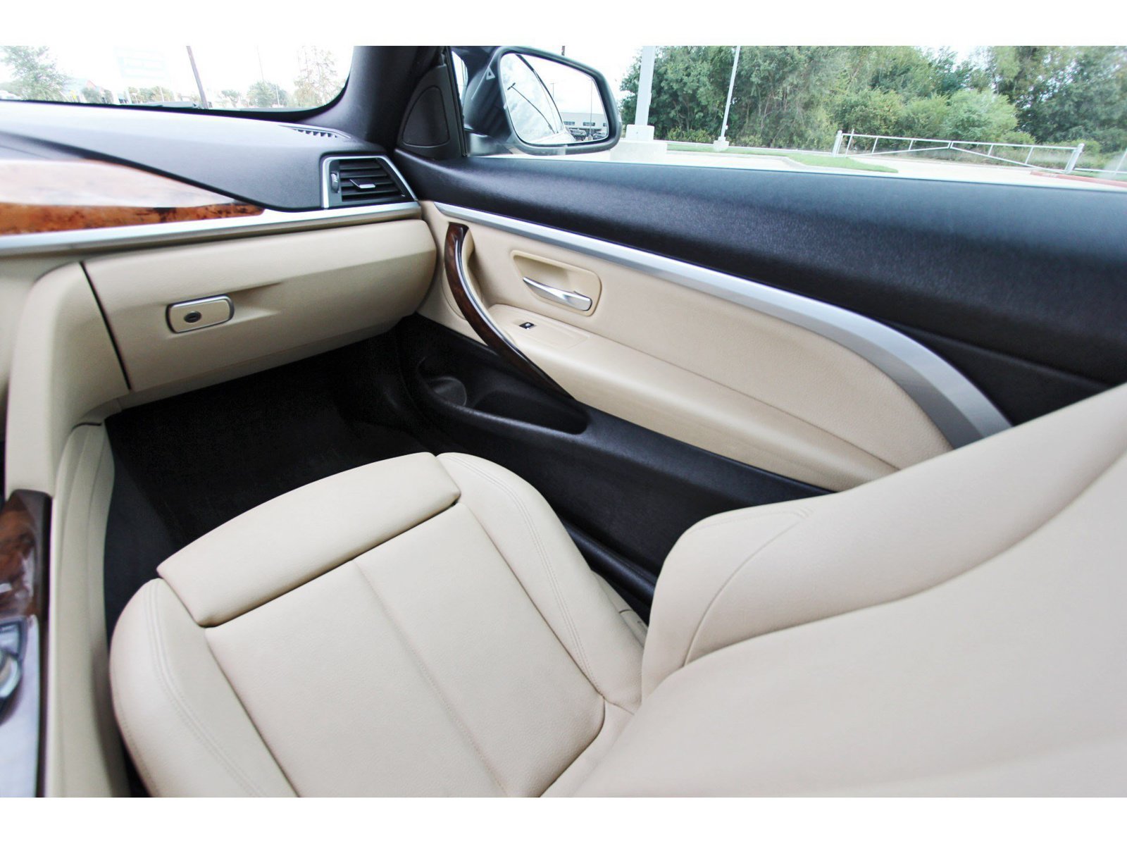 Used 2020 BMW 430i Coupe w/ Convenience Package RWD image 11