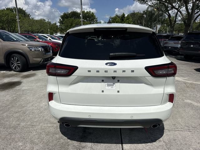 Used 2024 Ford Escape ST-Line w/ Tech Pack #1 FWD image 24