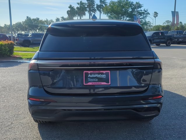 Used 2024 Lincoln Nautilus Premier w/ Jet Appearance Package image 5