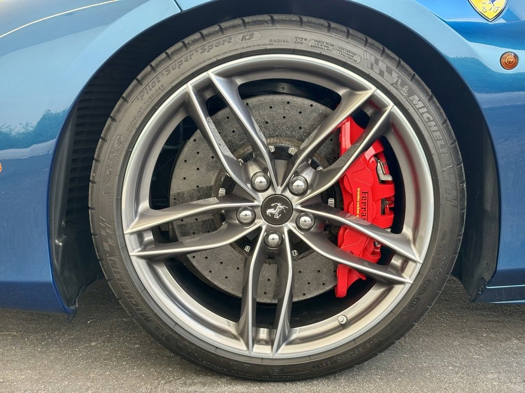 Used 2019 Ferrari 488 GTB image 15