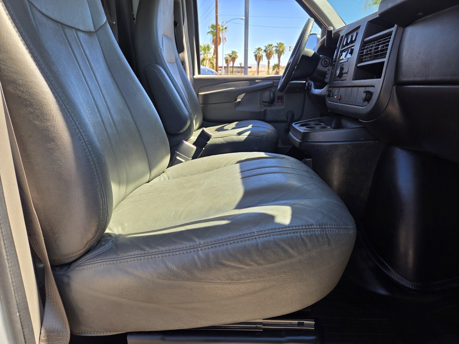 Used 2012 Chevrolet Express 2500 w/ Cold Climate Package RWD image 11