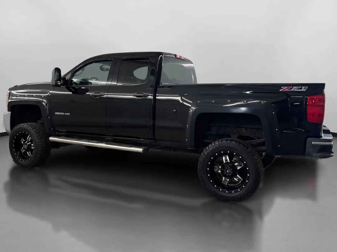 Used 2015 Chevrolet Silverado 2500 LT w/ LT Convenience Package AWD/4WD image 5